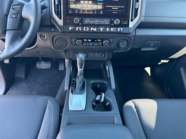 new 2025 Nissan Frontier car