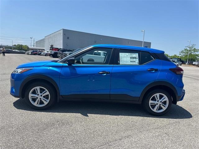 new 2025 Nissan Kicks Play car, priced at $23,149