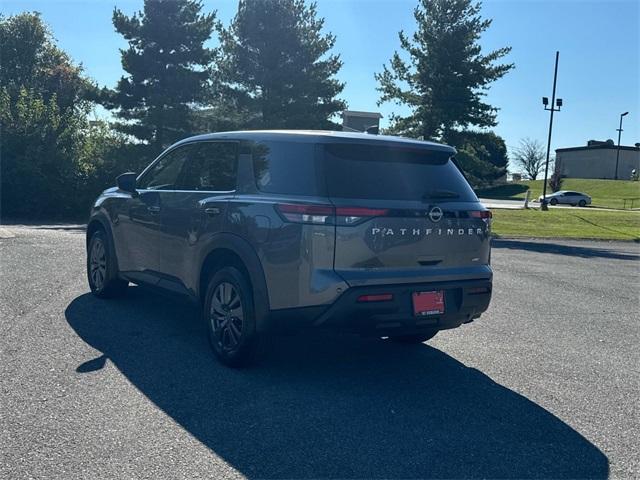 new 2025 Nissan Pathfinder car, priced at $33,190