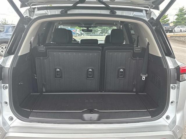 new 2025 Nissan Pathfinder car, priced at $44,127