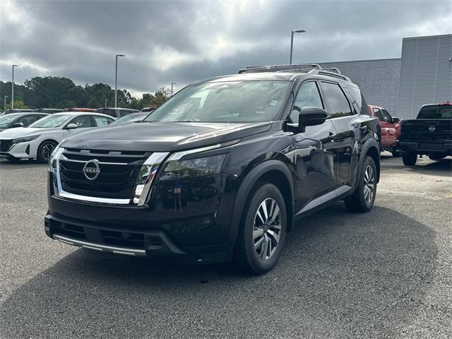 new 2025 Nissan Pathfinder car, priced at $43,222