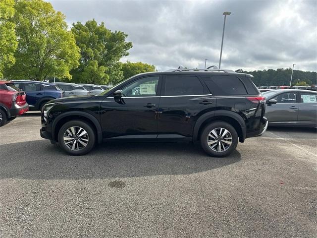 new 2025 Nissan Pathfinder car, priced at $43,222
