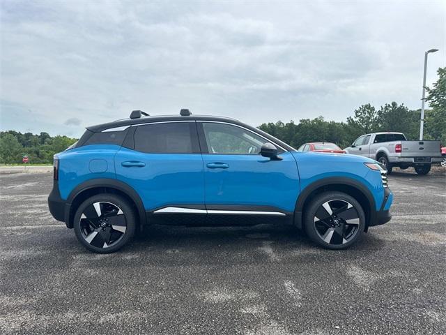 new 2025 Nissan Kicks car, priced at $29,735