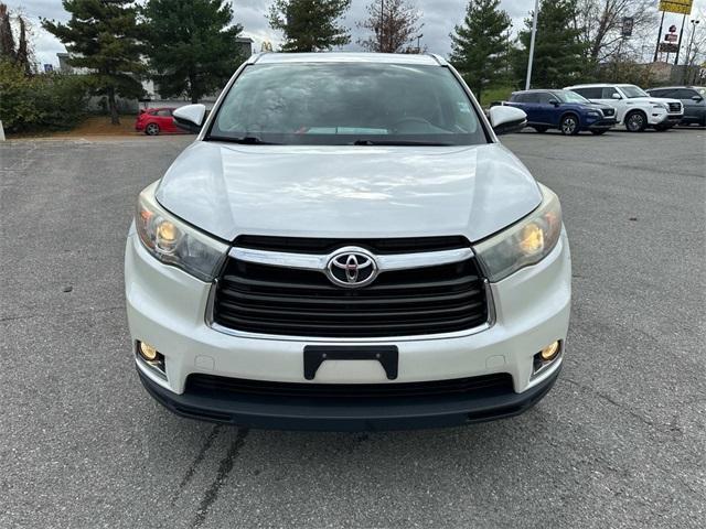 used 2015 Toyota Highlander car, priced at $20,976