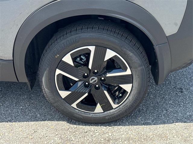 new 2025 Nissan Kicks car, priced at $28,206