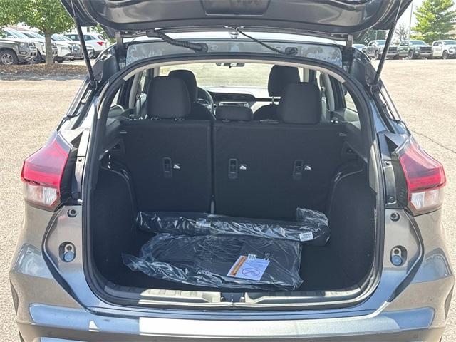 new 2025 Nissan Kicks Play car, priced at $23,308