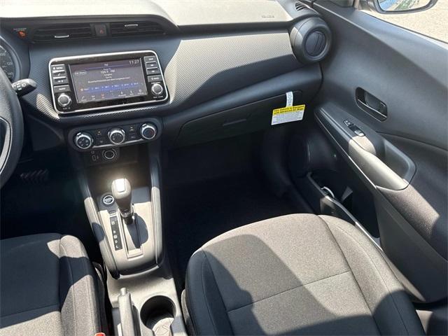 new 2025 Nissan Kicks Play car, priced at $23,308