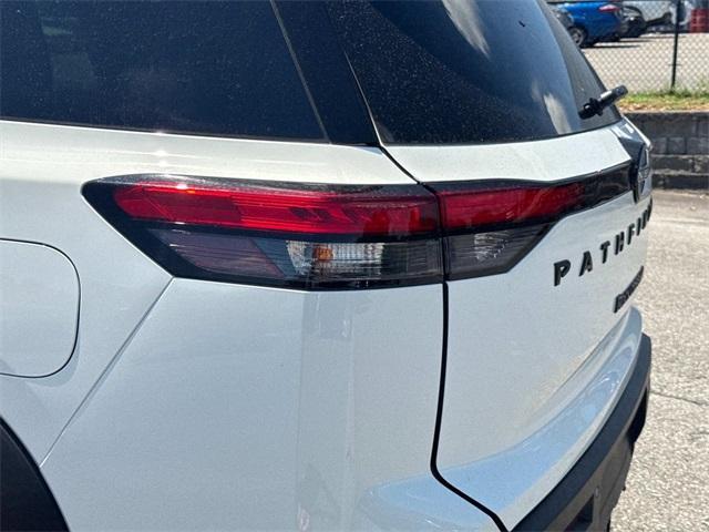 new 2025 Nissan Pathfinder car, priced at $38,250