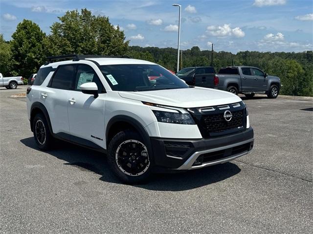 new 2025 Nissan Pathfinder car, priced at $38,250