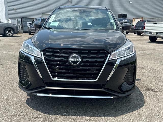 new 2025 Nissan Kicks Play car, priced at $23,149