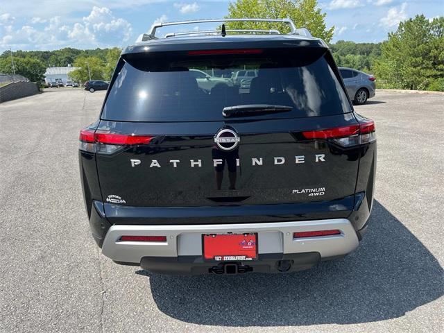 new 2024 Nissan Pathfinder car