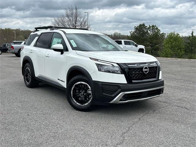 new 2025 Nissan Pathfinder car, priced at $41,458