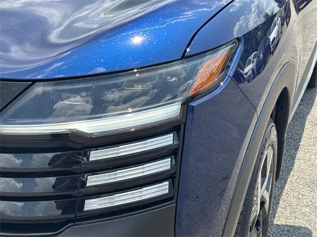 new 2025 Nissan Kicks car, priced at $24,990