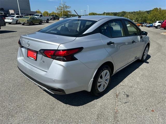 new 2024 Nissan Versa car