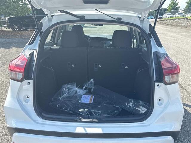 new 2025 Nissan Kicks Play car, priced at $22,620