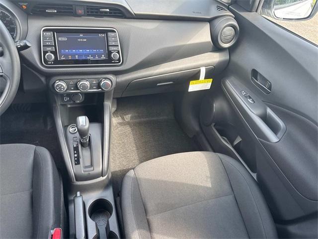 new 2025 Nissan Kicks Play car, priced at $22,620