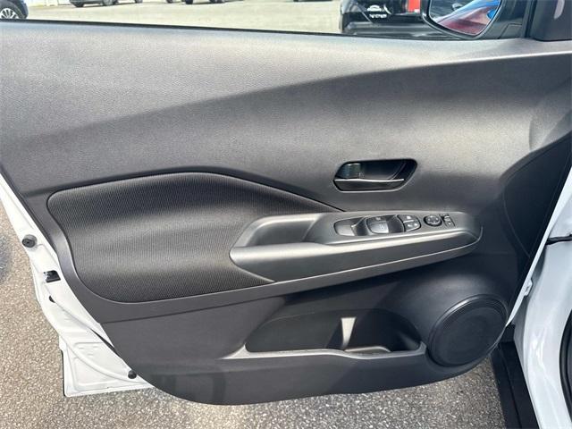 new 2025 Nissan Kicks Play car, priced at $22,620