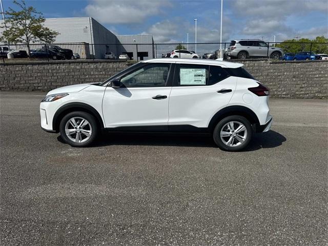 new 2025 Nissan Kicks Play car, priced at $22,620