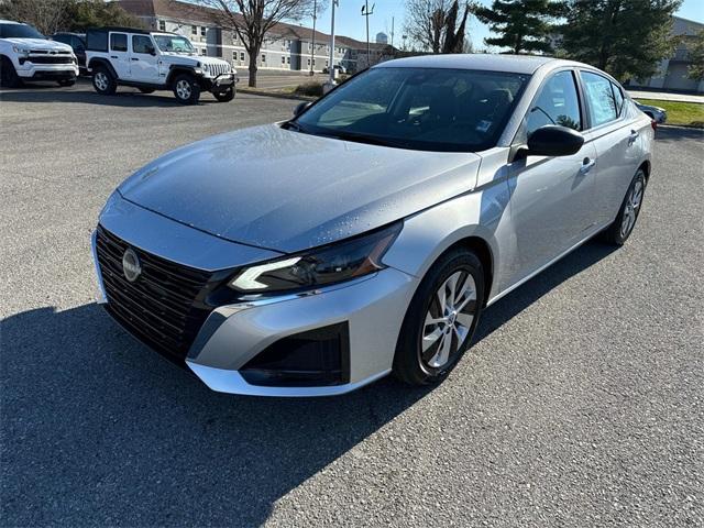 new 2025 Nissan Altima car, priced at $27,220