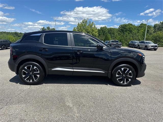 new 2025 Nissan Kicks car, priced at $26,431