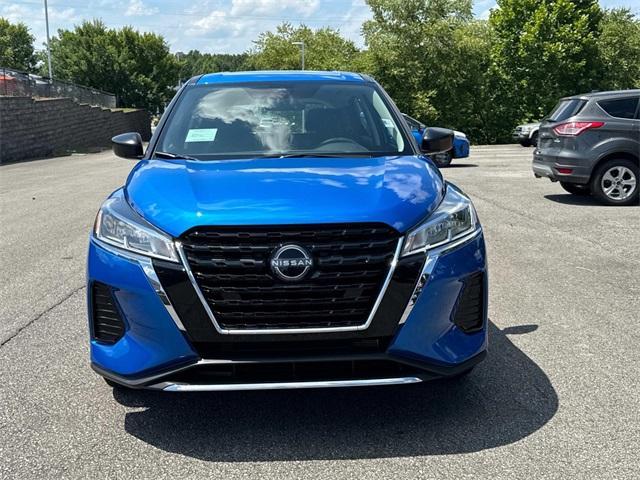 new 2025 Nissan Kicks Play car, priced at $22,097