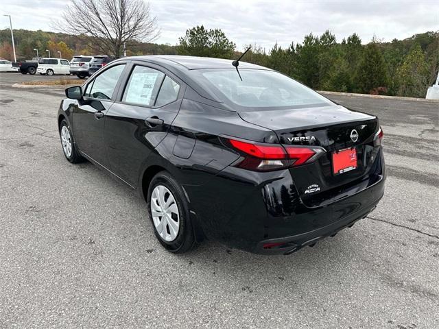 new 2024 Nissan Versa car