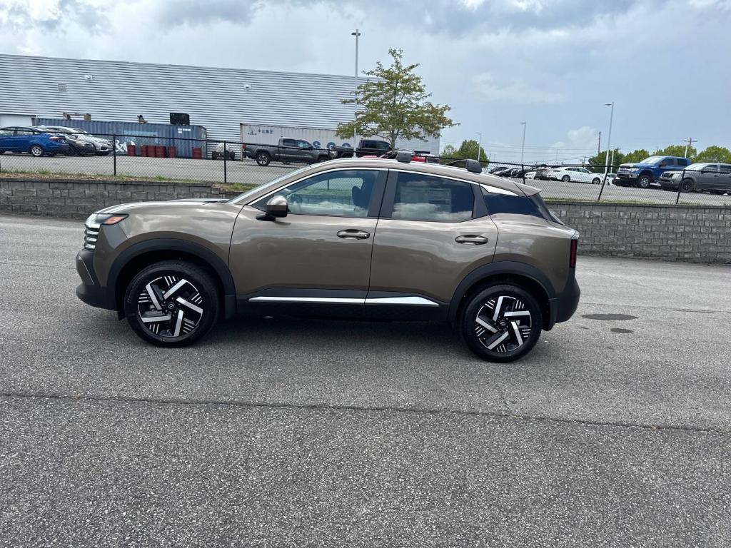 new 2025 Nissan Kicks car, priced at $27,962