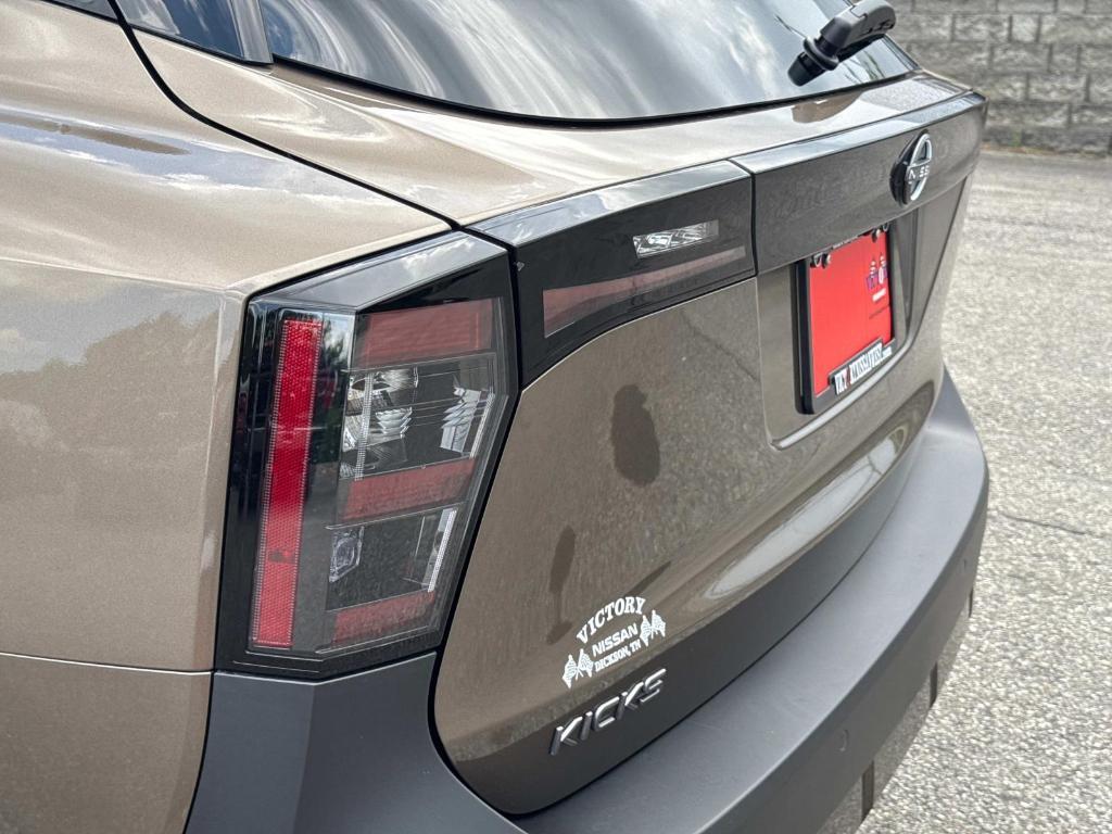 new 2025 Nissan Kicks car, priced at $27,962
