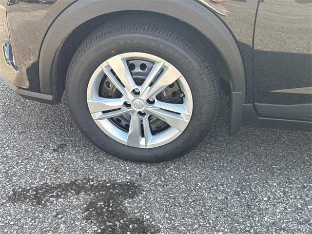 new 2025 Nissan Kicks Play car, priced at $23,230