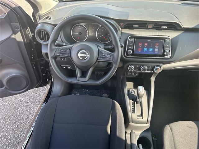 new 2025 Nissan Kicks Play car, priced at $23,230
