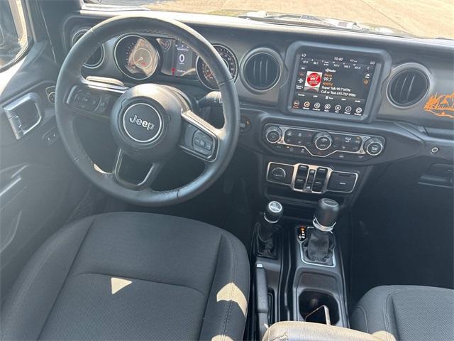 used 2022 Jeep Gladiator car, priced at $28,286