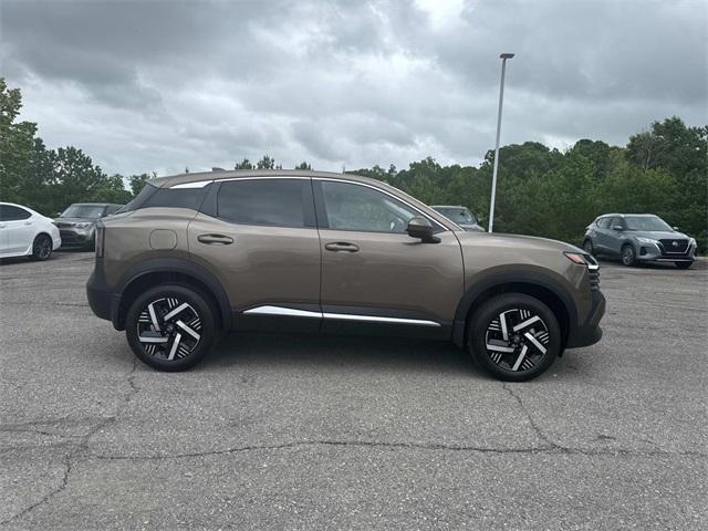 new 2025 Nissan Kicks car, priced at $24,888