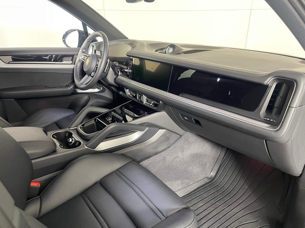 used 2025 Porsche Cayenne car, priced at $119,995
