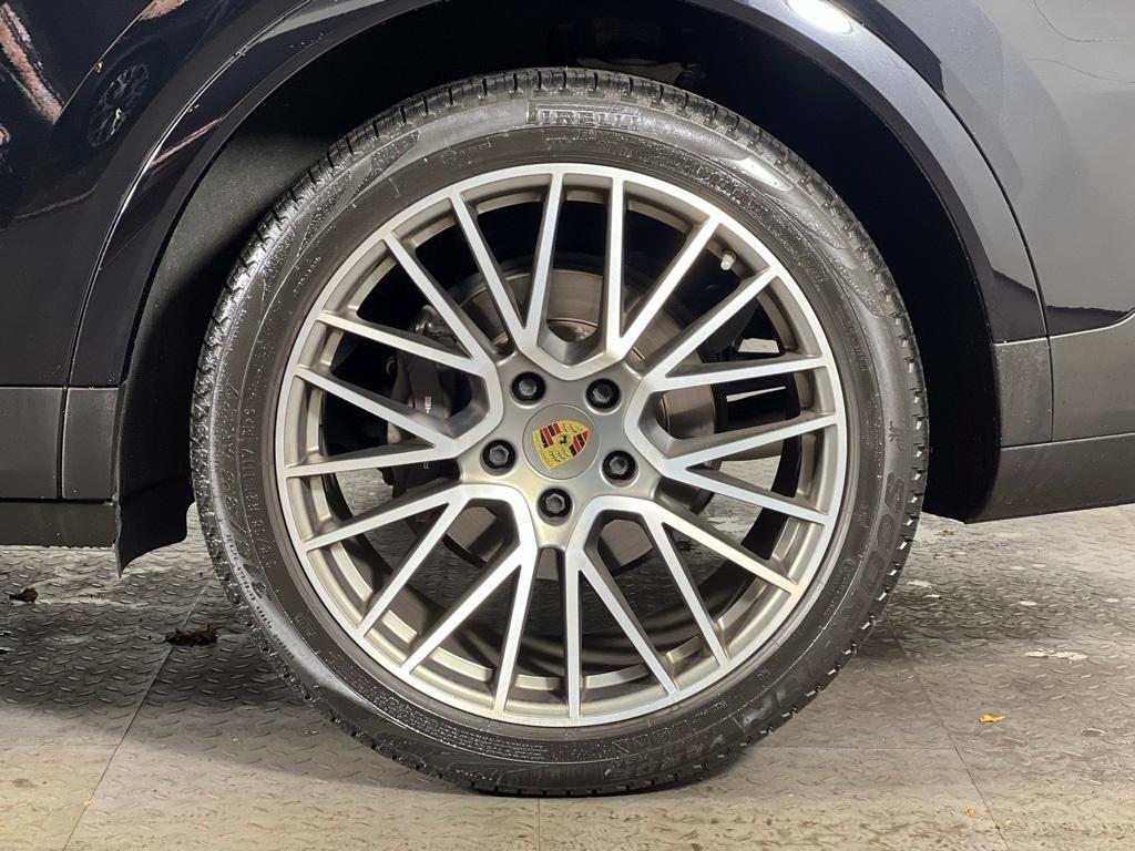 used 2022 Porsche Cayenne car, priced at $62,995