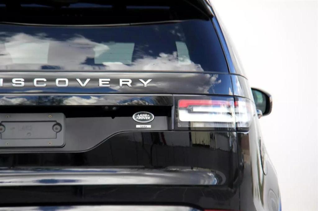 used 2019 Land Rover Discovery car, priced at $20,900