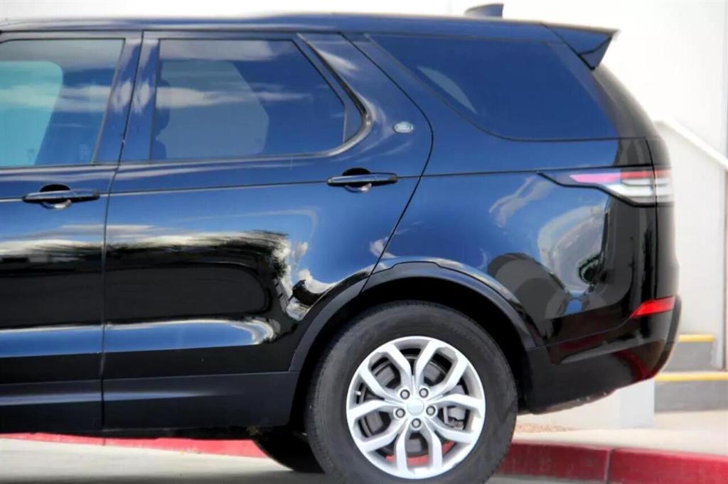 used 2019 Land Rover Discovery car, priced at $20,900