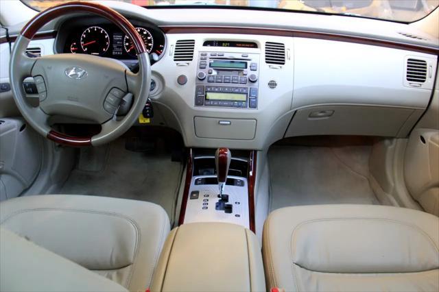 used 2007 Hyundai Azera car, priced at $6,900