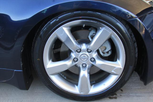 used 2007 Nissan 350Z car, priced at $14,900