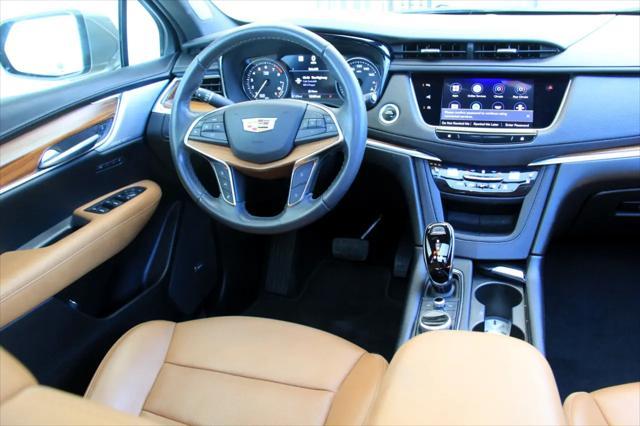 used 2022 Cadillac XT5 car, priced at $23,900