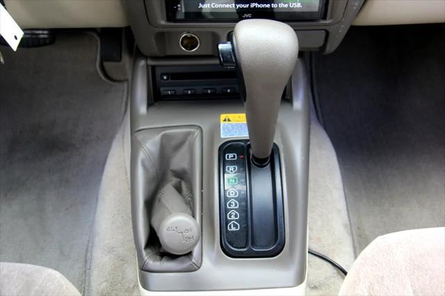 used 2000 Mitsubishi Montero Sport car, priced at $5,900