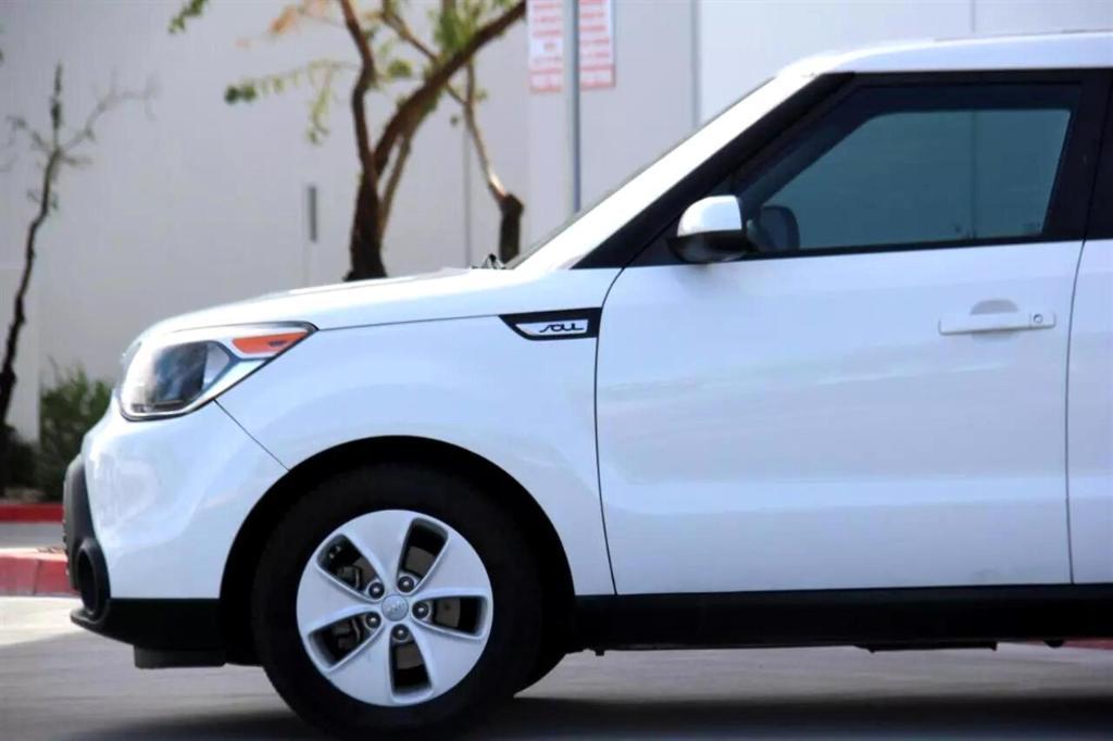 used 2016 Kia Soul car, priced at $6,900