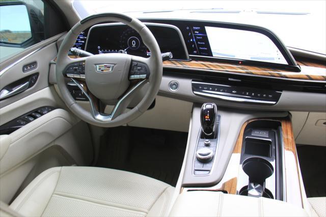 used 2023 Cadillac Escalade ESV car, priced at $82,900