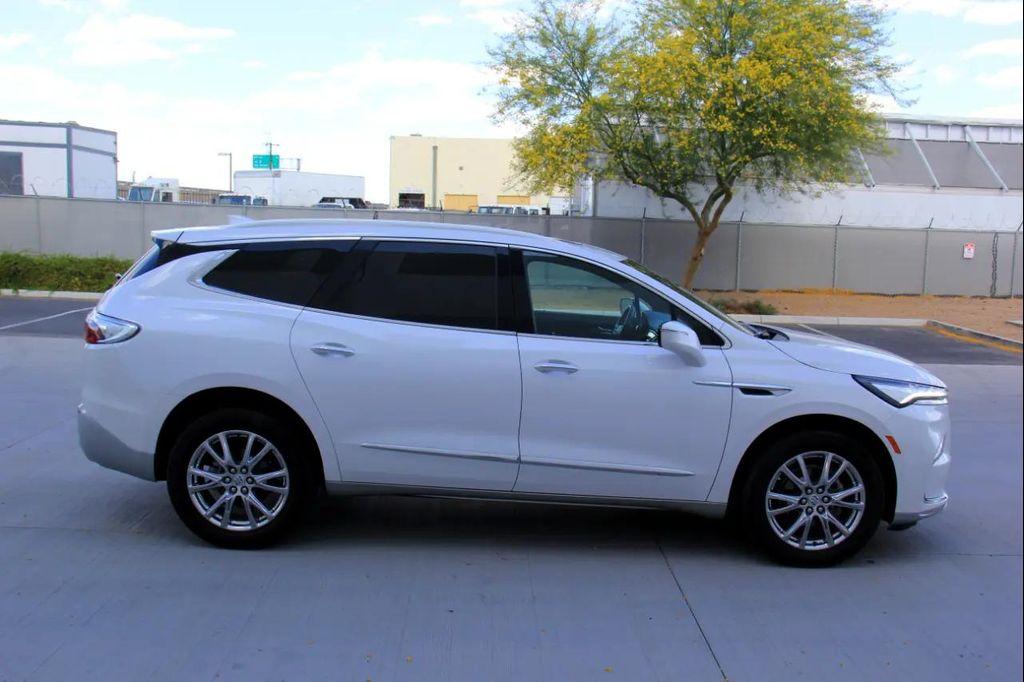 used 2024 Buick Enclave car, priced at $24,900