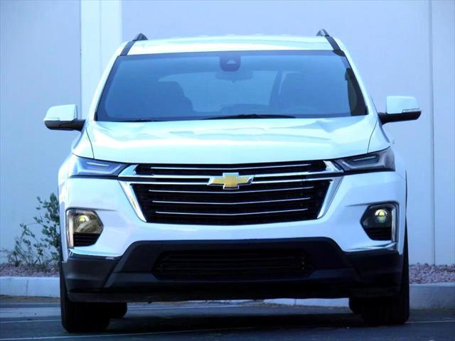 used 2022 Chevrolet Traverse car, priced at $23,900