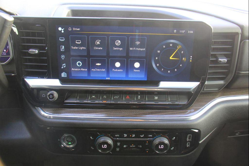 used 2024 Chevrolet Silverado 1500 car, priced at $31,900