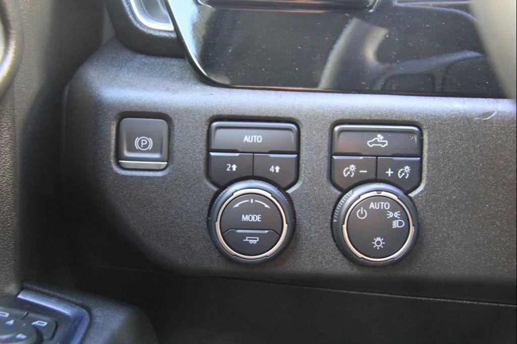 used 2024 Chevrolet Silverado 1500 car, priced at $31,900