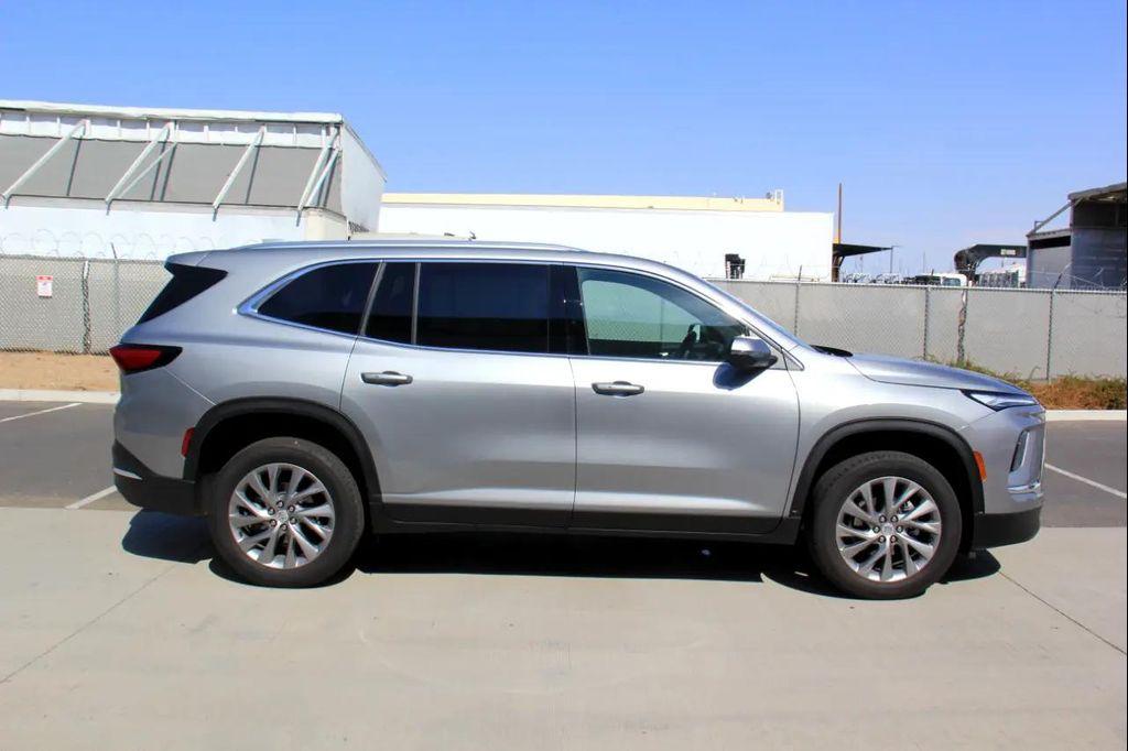 used 2025 Buick Enclave car, priced at $39,900