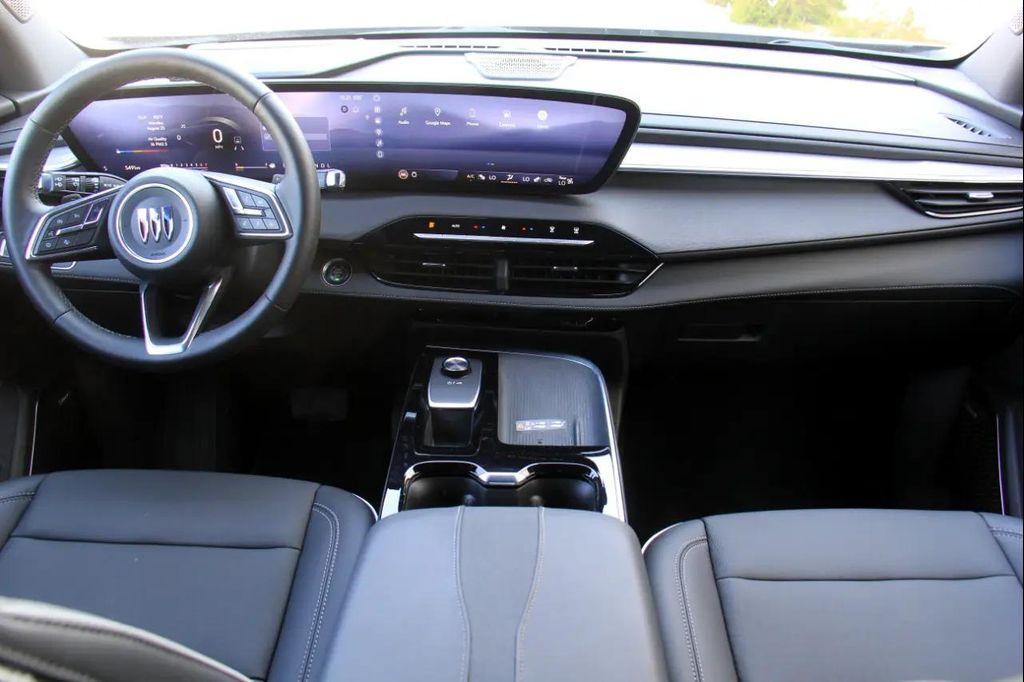 used 2025 Buick Enclave car, priced at $39,900