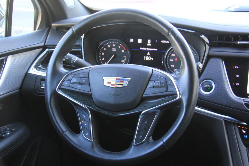 used 2021 Cadillac XT5 car, priced at $23,500