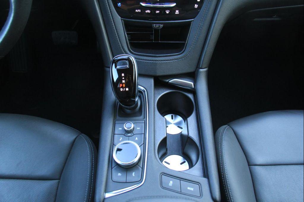 used 2021 Cadillac XT5 car, priced at $23,500